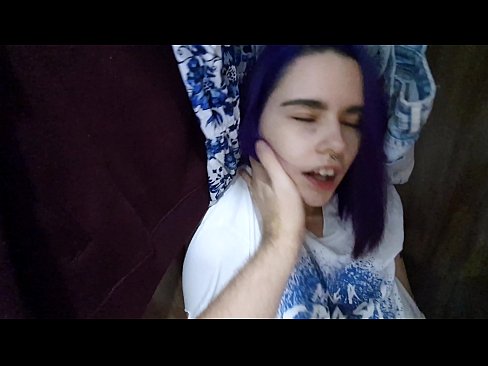 ❤️ Waxa aan ka helay walaashay qolka armaajooyinka oo ay caawisay iyada ️❌ Porno Guri ﹏